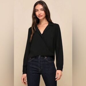 NWOT Lulu’s Effortless Effect Black Surplice Collared Long Sleeve Top, size S